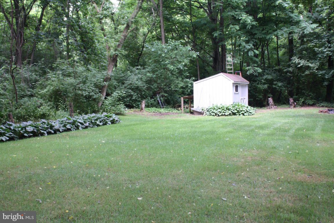 6 Shirley Lane Lititz, PA 17543 - Photo 21 of 23 Gallery Image 21