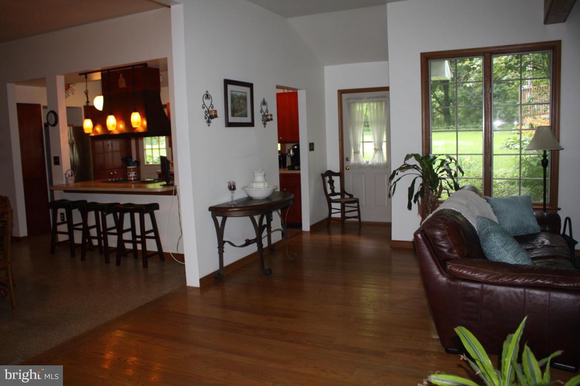 6 Shirley Lane Lititz, PA 17543 - Photo 8 of 23 Gallery Image 8