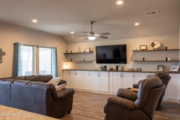 $235,000 | 4038 Canary Place, Jennings, LA 70546