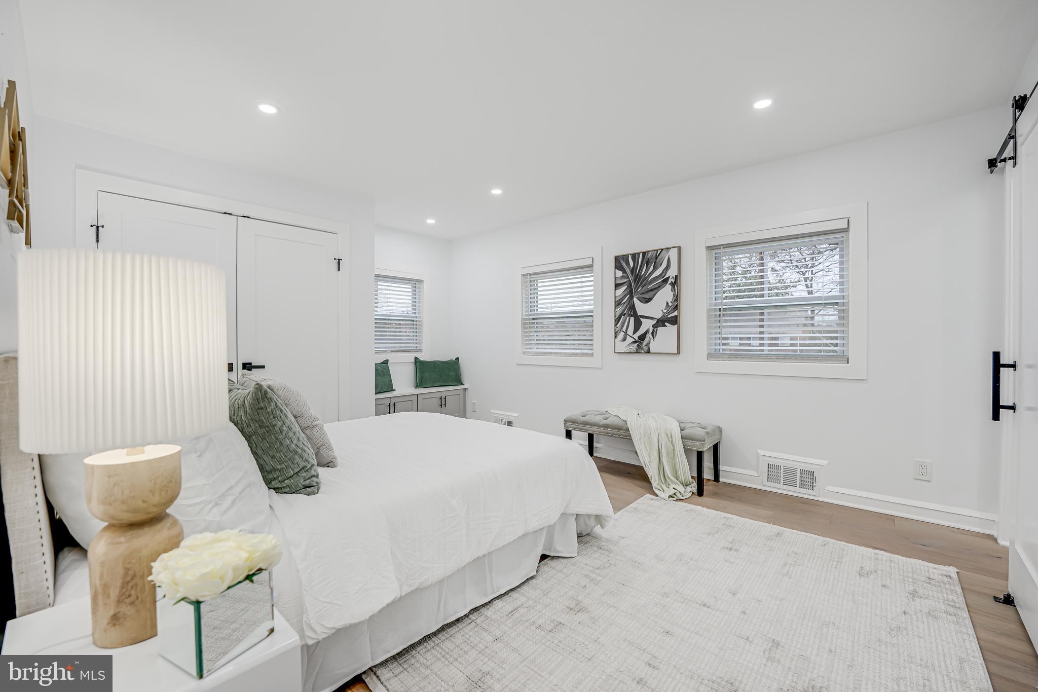 2815 South Arlington Ridge Road Arlington, VA 22202 - Photo 20 of 41