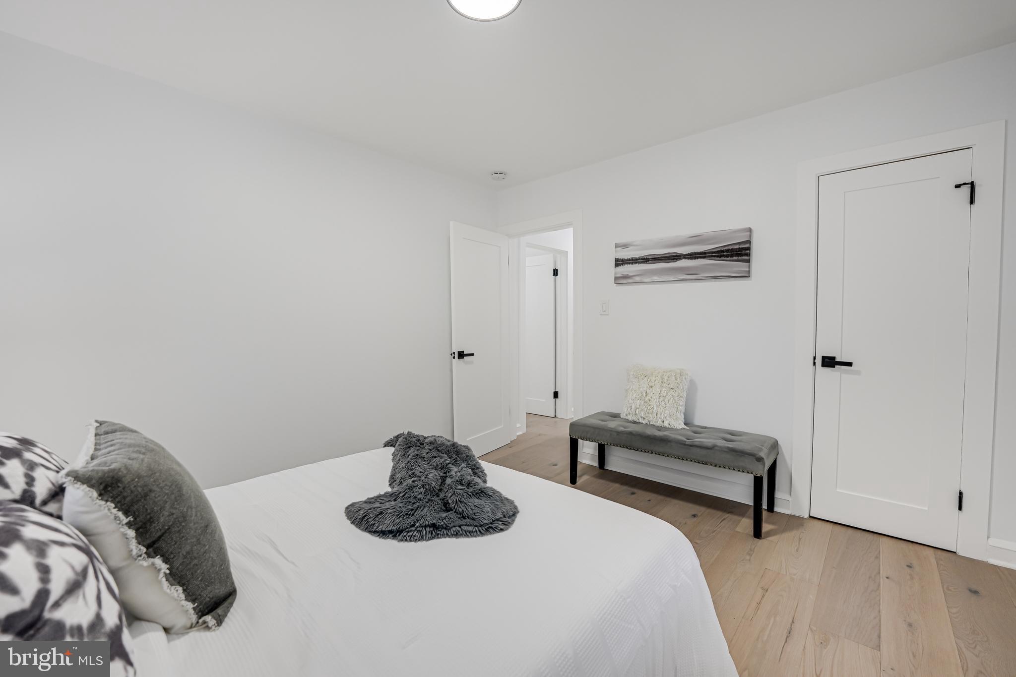 2815 South Arlington Ridge Road Arlington, VA 22202 - Photo 26 of 41