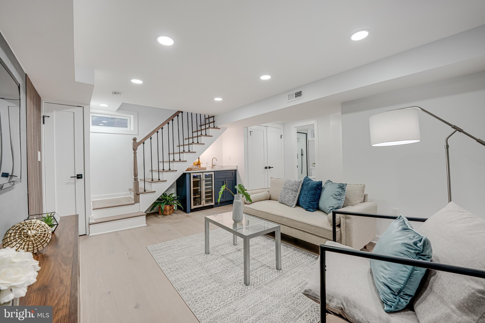 2815 South Arlington Ridge Road Arlington, VA 22202 - Photo 31 of 41