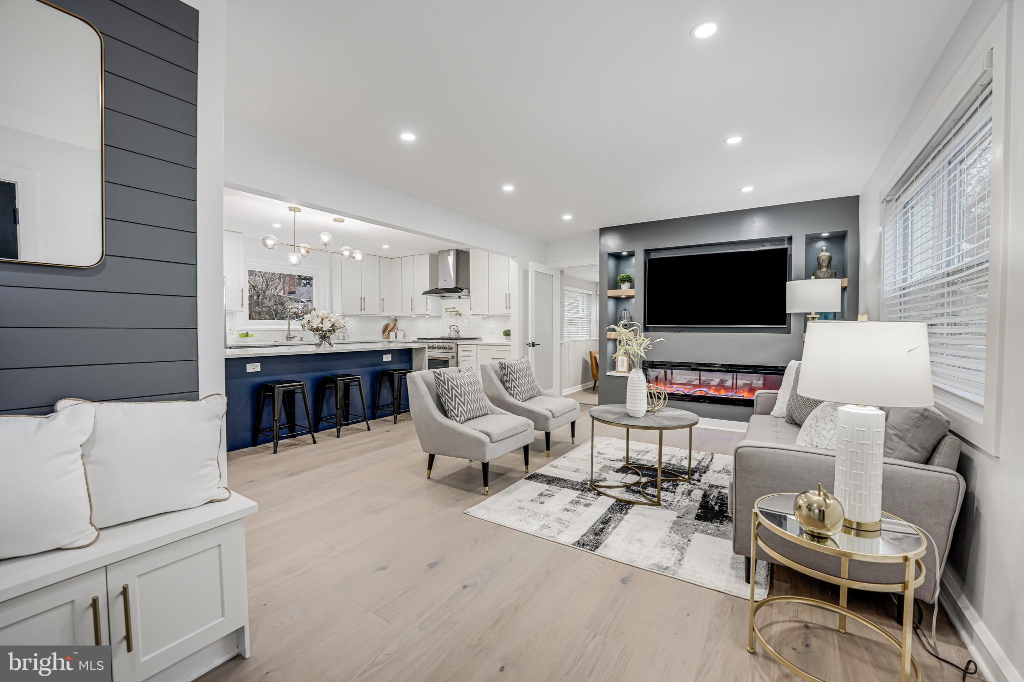 2815 South Arlington Ridge Road Arlington, VA 22202 - Photo 6 of 41