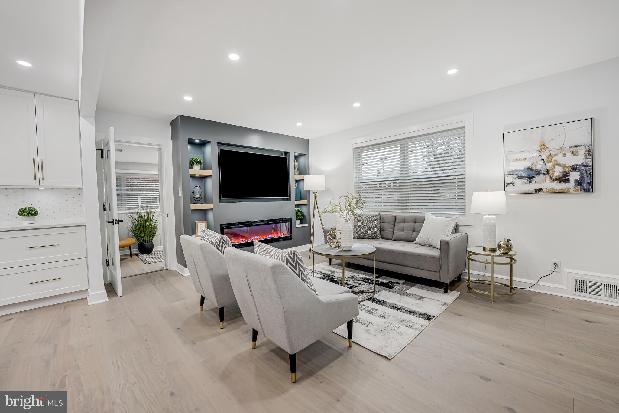 2815 South Arlington Ridge Road Arlington, VA 22202 - Photo 8 of 41