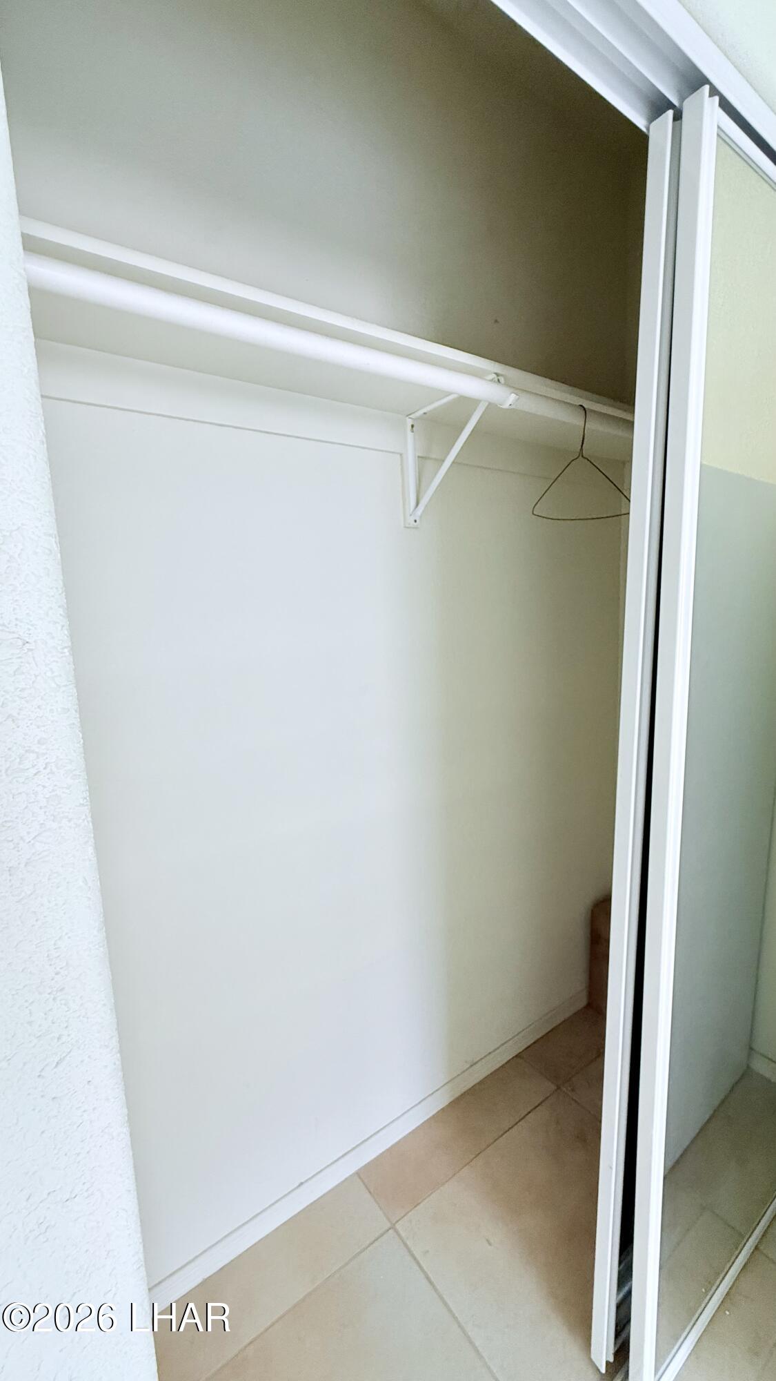 425 Rd Runner Avenue Quartzsite, AZ 85346 - Photo 21 of 53 Bdr1 Closet