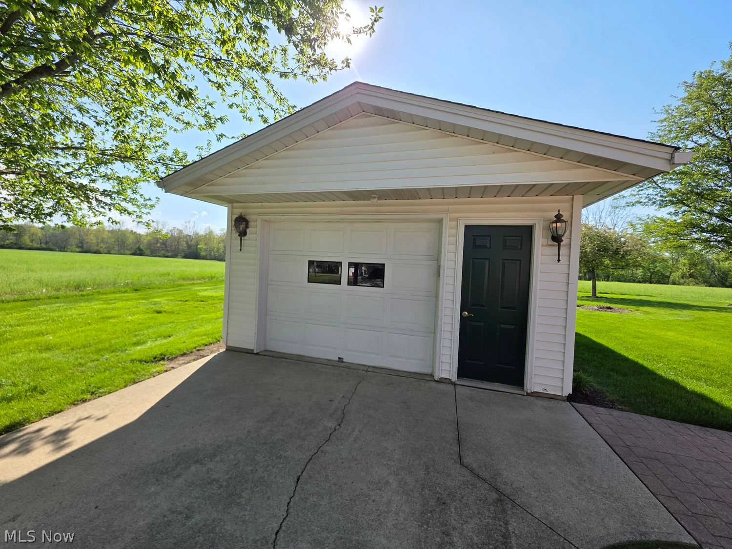 7500 Quarry Road, Unit C Amherst, OH 44001 - Photo 4 of 41