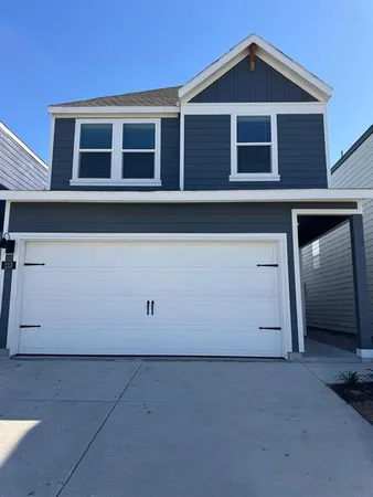 $2,200 | 213 Arbor Creek Drive, Euless, TX 76039