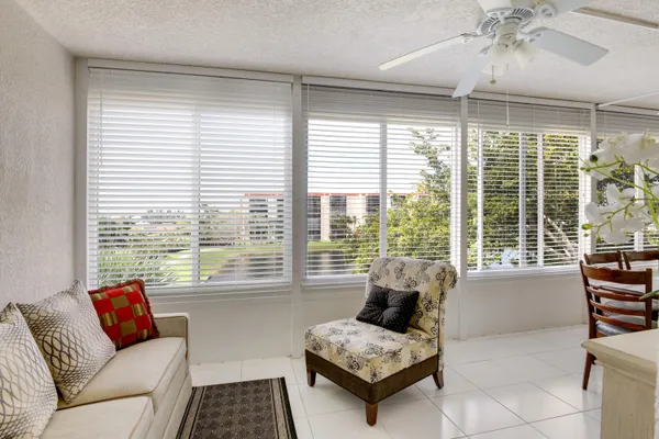 $2,000 | 6675 South Oriole Boulevard, Unit 4030, Delray Beach, FL 33446