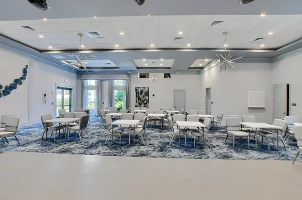 $2,000 | 6675 South Oriole Boulevard, Unit 4030, Delray Beach, FL 33446