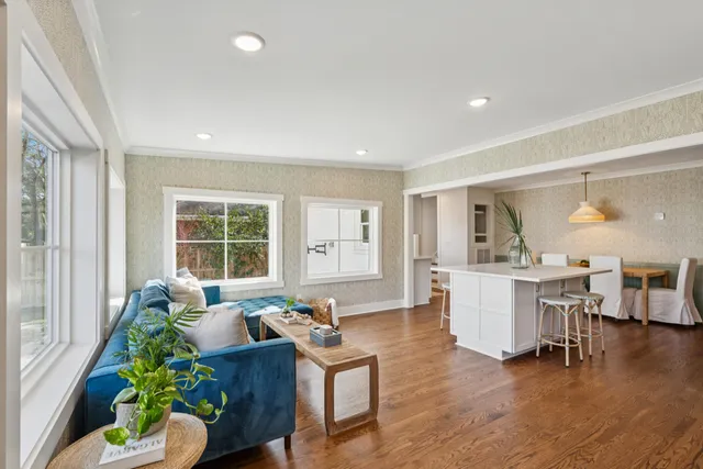 $1,185,000 | 938 Sea Gull Drive, Mount Pleasant, SC 29464