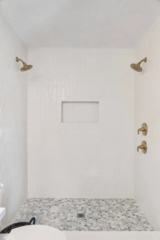 $1,185,000 | 938 Sea Gull Drive, Mount Pleasant, SC 29464