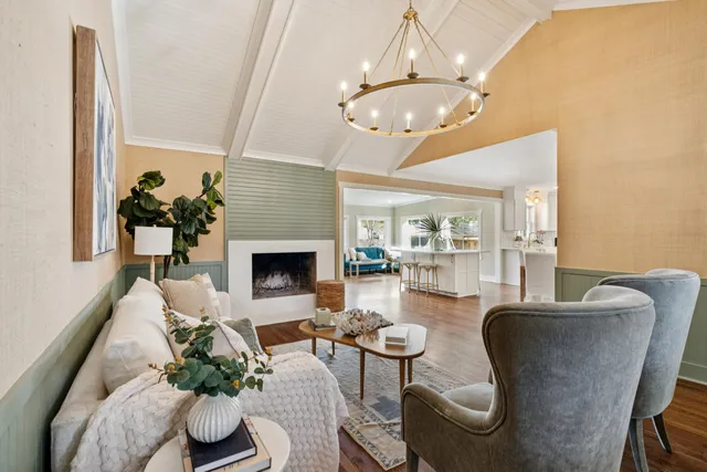 $1,185,000 | 938 Sea Gull Drive, Mount Pleasant, SC 29464