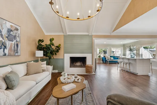 $1,185,000 | 938 Sea Gull Drive, Mount Pleasant, SC 29464