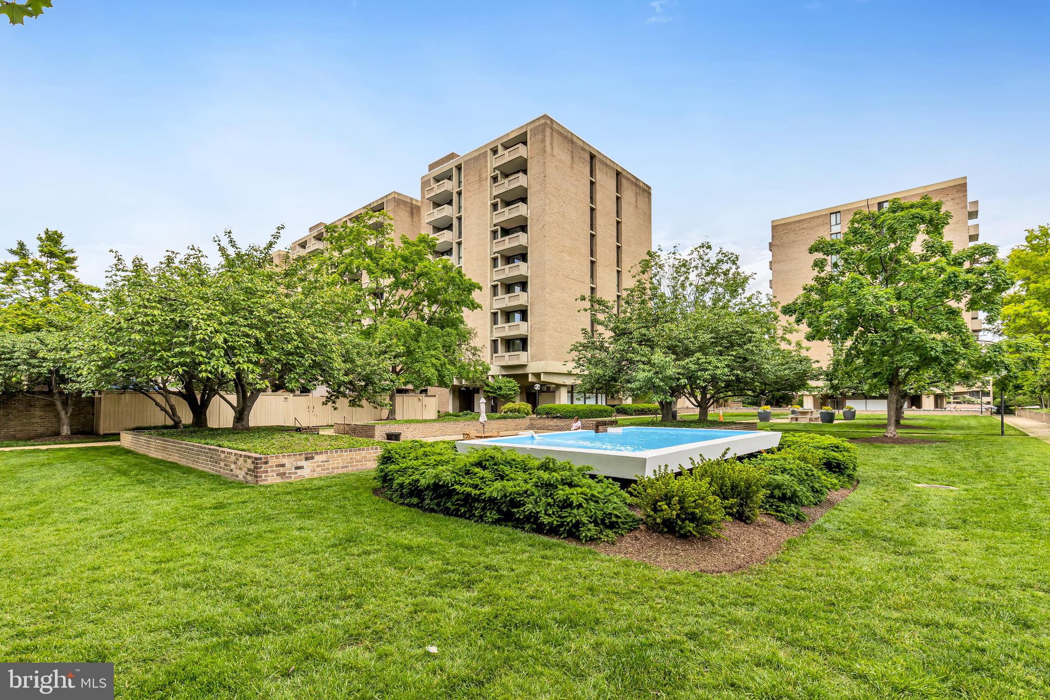 356 M Street Southwest, Unit 356 Washington, DC 20024 - Photo 27 of 30