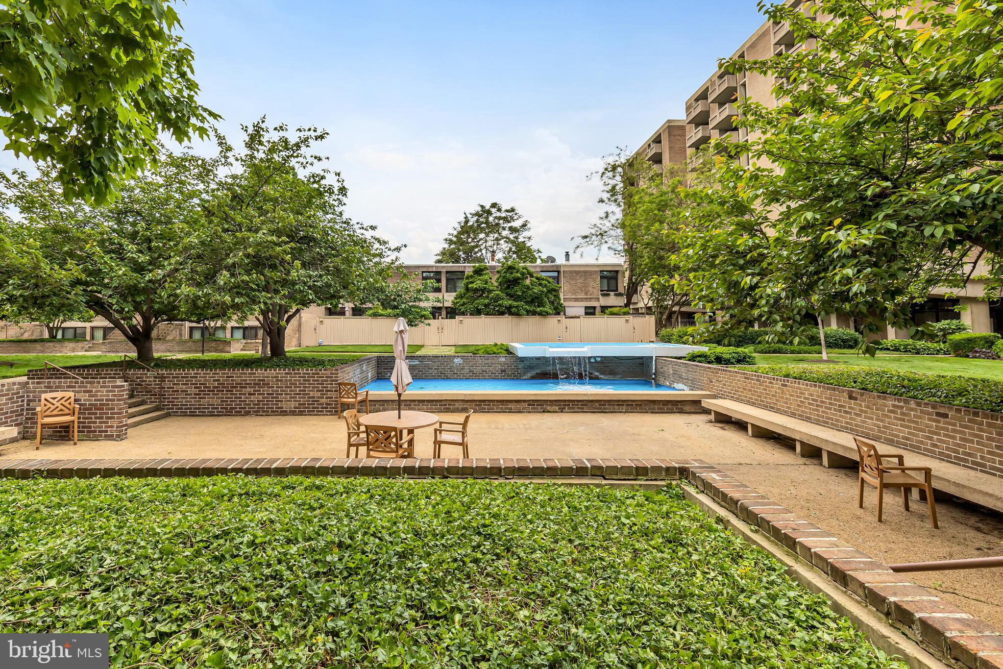 356 M Street Southwest, Unit 356 Washington, DC 20024 - Photo 28 of 30