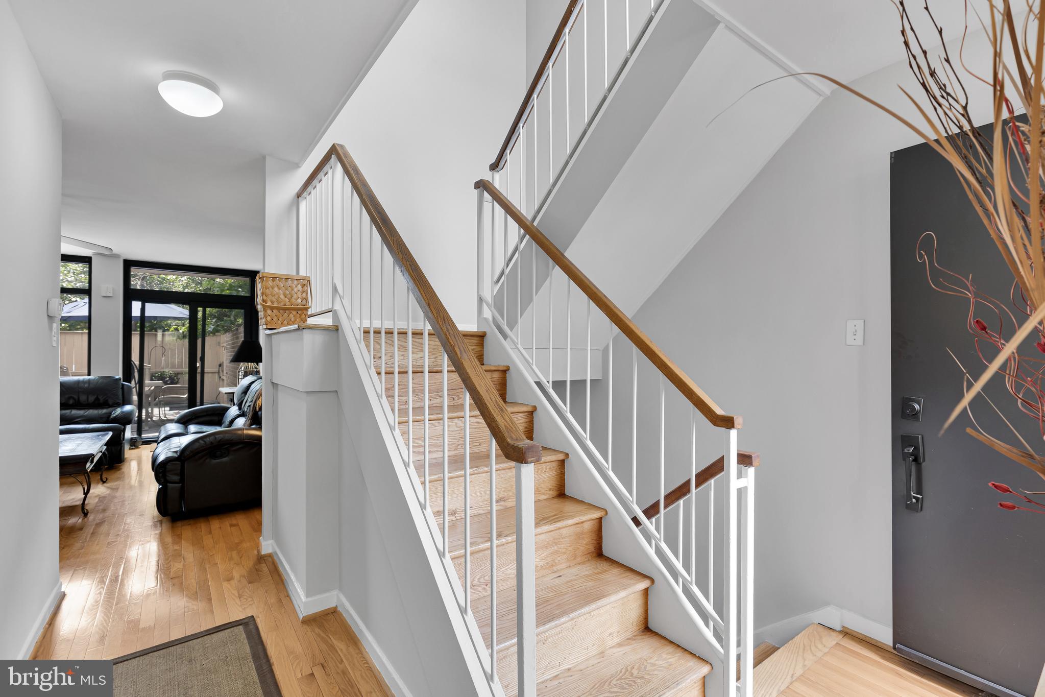 356 M Street Southwest, Unit 356 Washington, DC 20024 - Photo 3 of 30