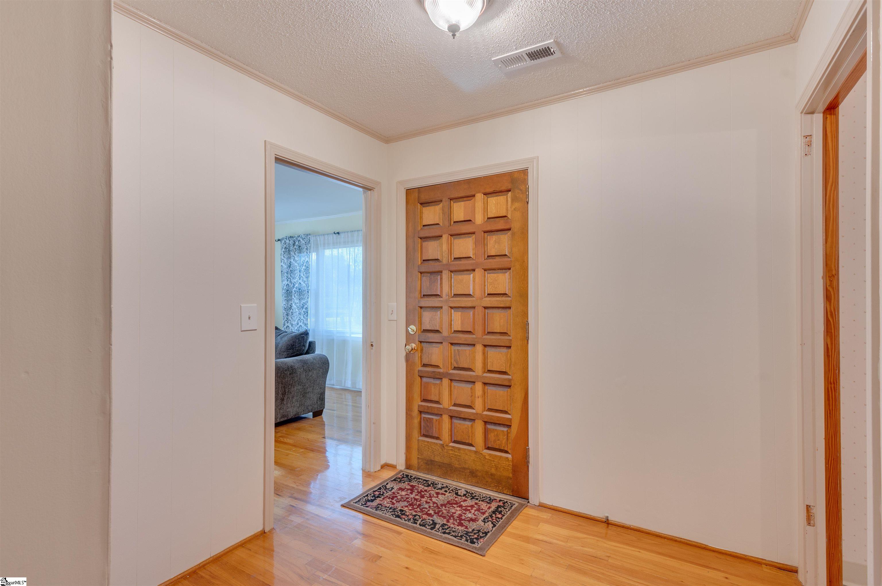 613 Black Snake Road Easley, SC 29640 - Photo 11 of 36