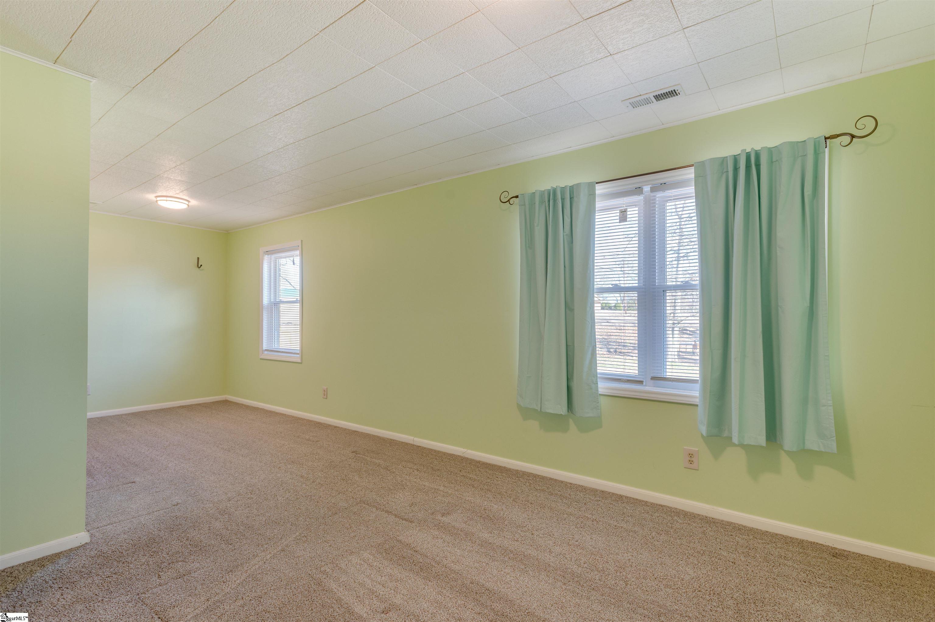 613 Black Snake Road Easley, SC 29640 - Photo 23 of 36