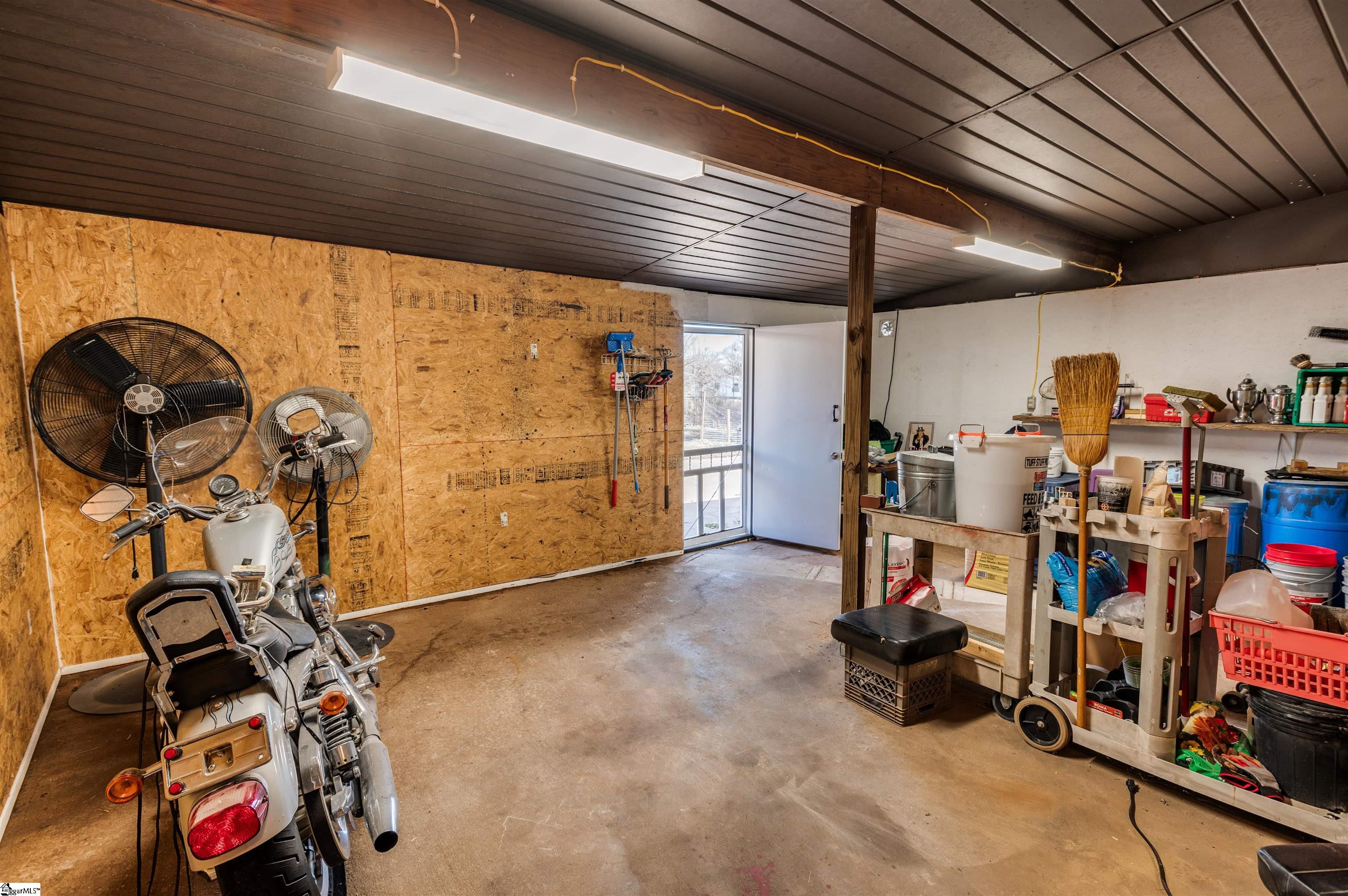 613 Black Snake Road Easley, SC 29640 - Photo 28 of 36
