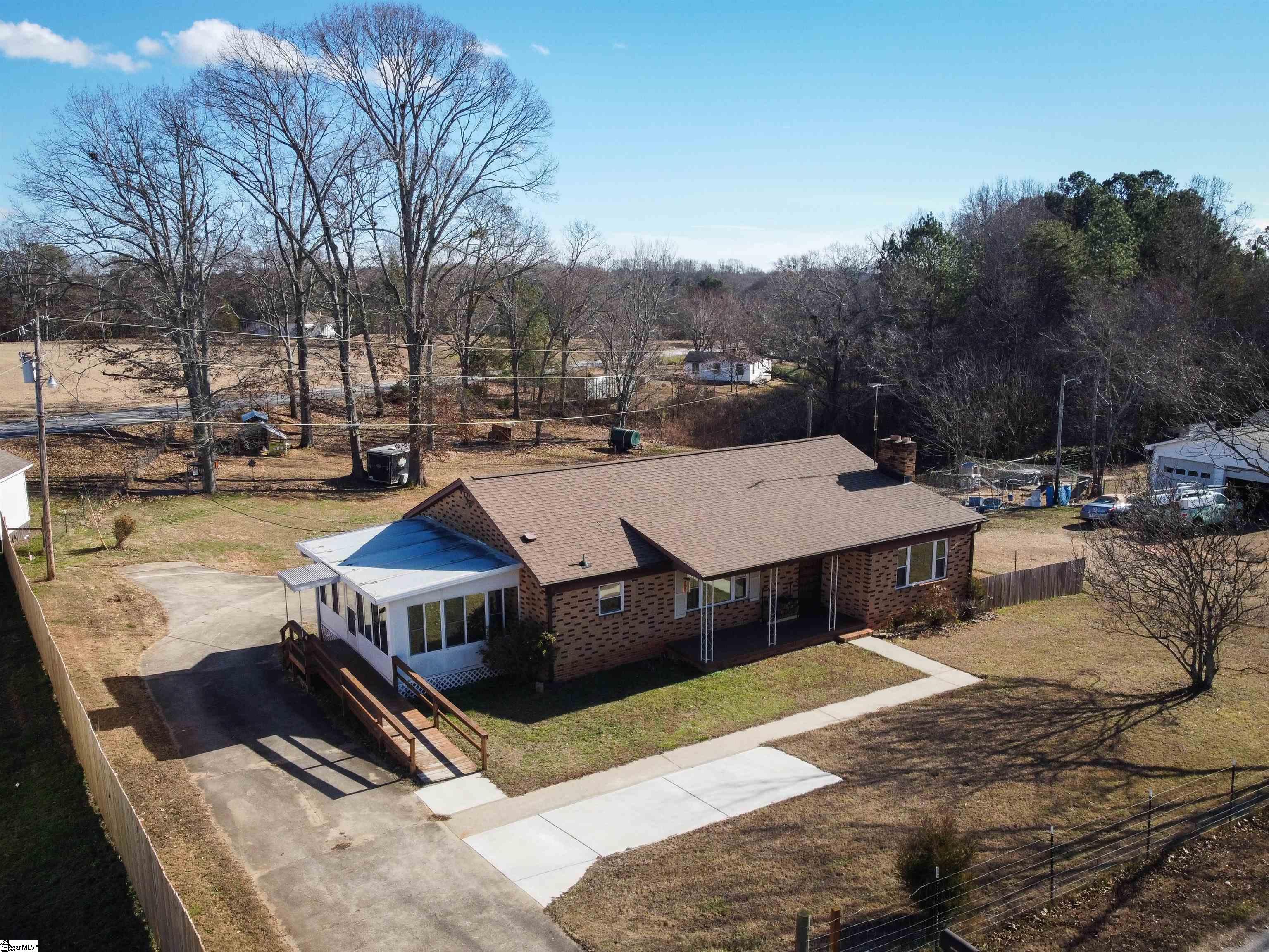 613 Black Snake Road Easley, SC 29640 - Photo 32 of 36