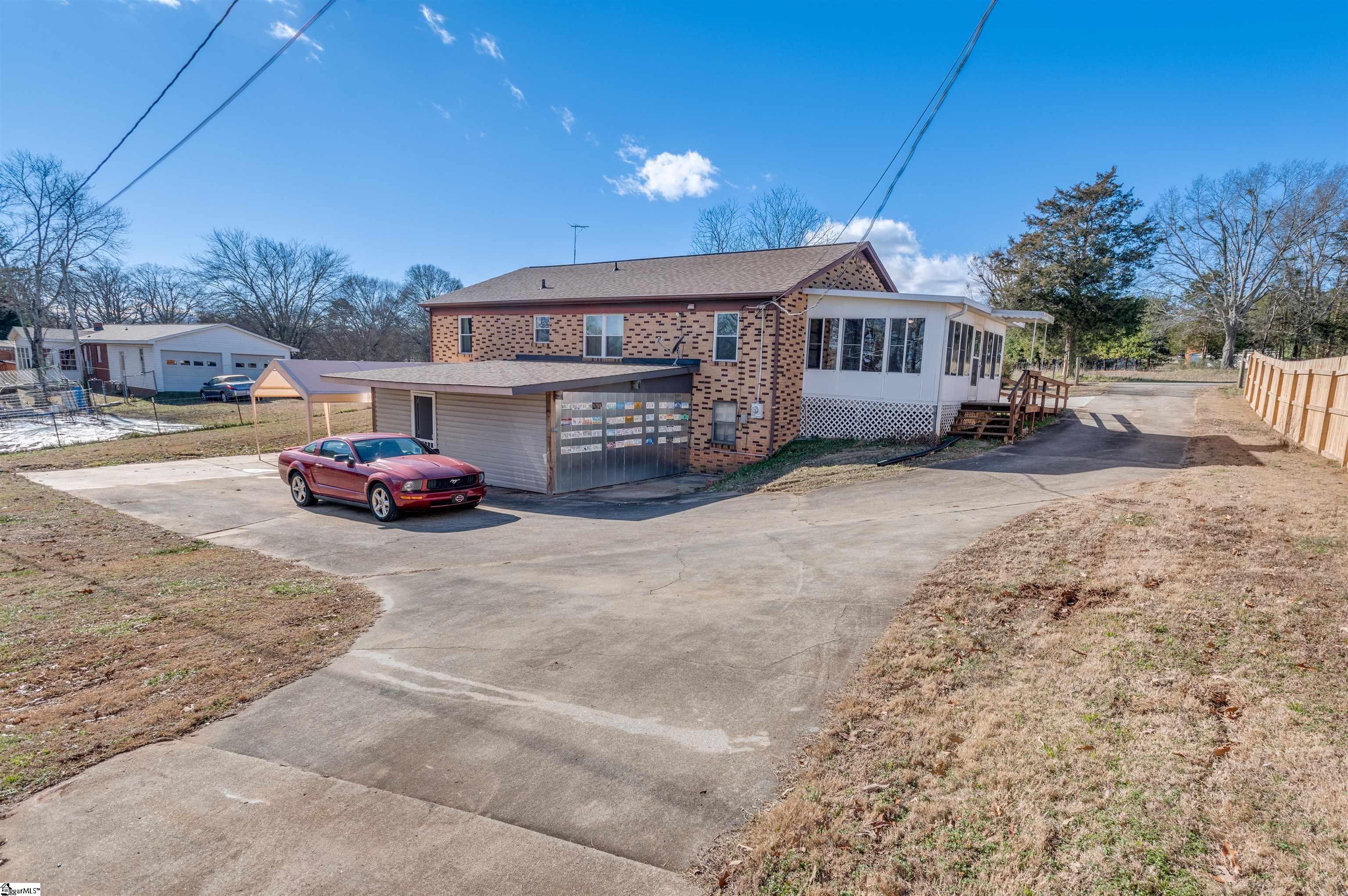 613 Black Snake Road Easley, SC 29640 - Photo 34 of 36