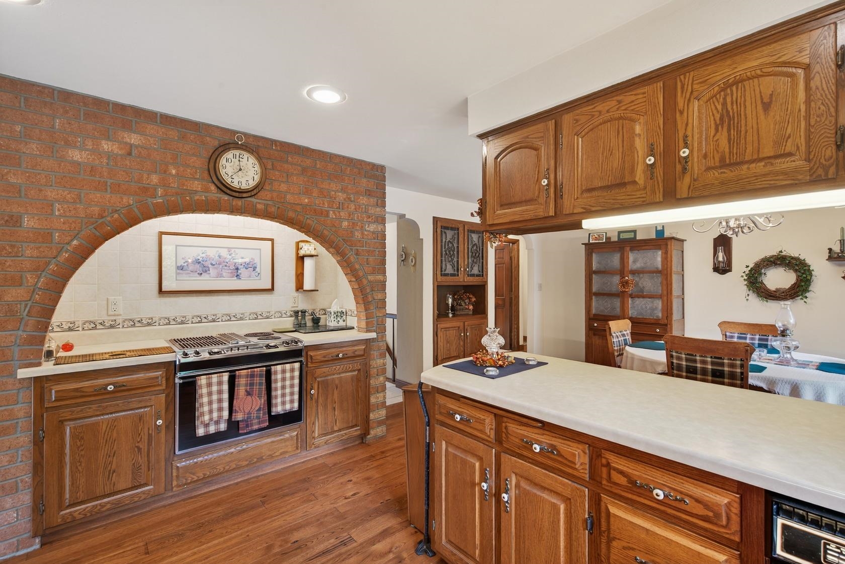 872 Winding Trail Oneida, WI 54155 - Photo 16 of 61