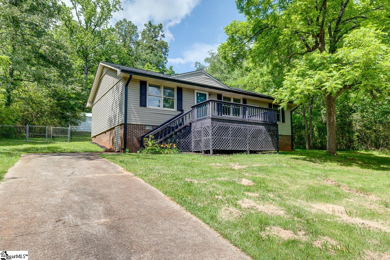164 Erin Lane Pickens, SC 29671 - Photo 1 of 27
