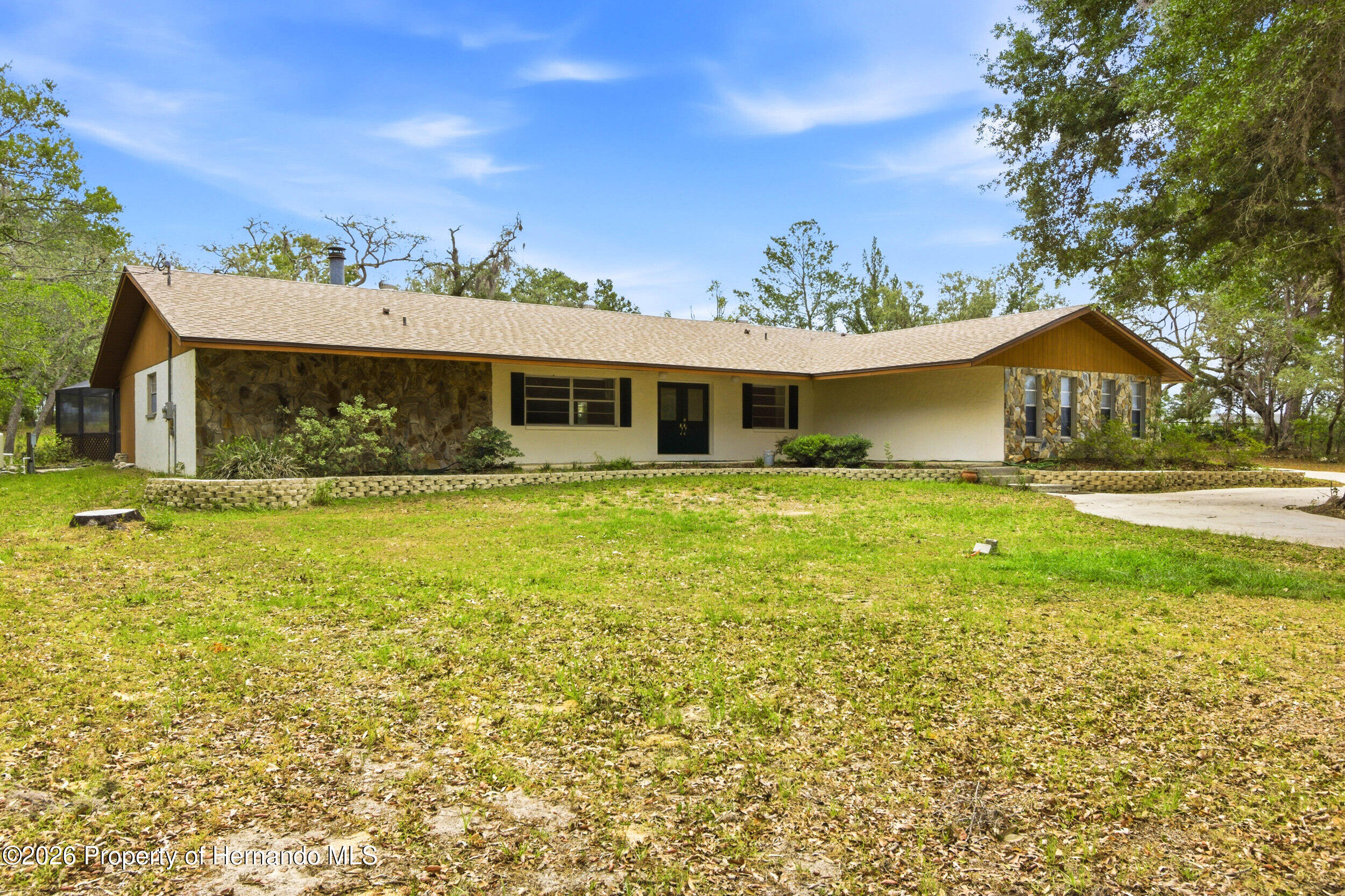 9012 Erma Road Brooksville, FL 34613 - Photo 9 of 77 Gallery Image 9