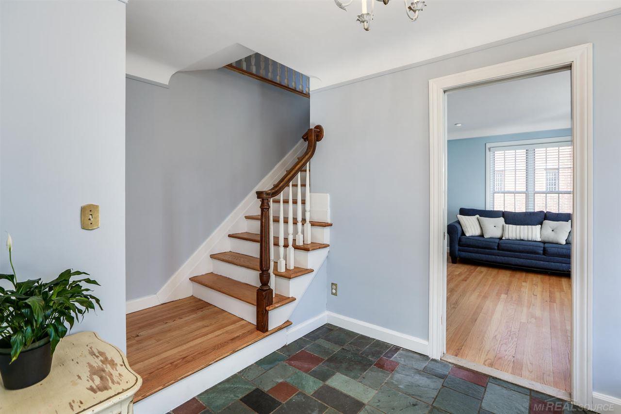 785 Bedford Road Grosse Pointe Park, MI 48230 - Photo 9 of 18