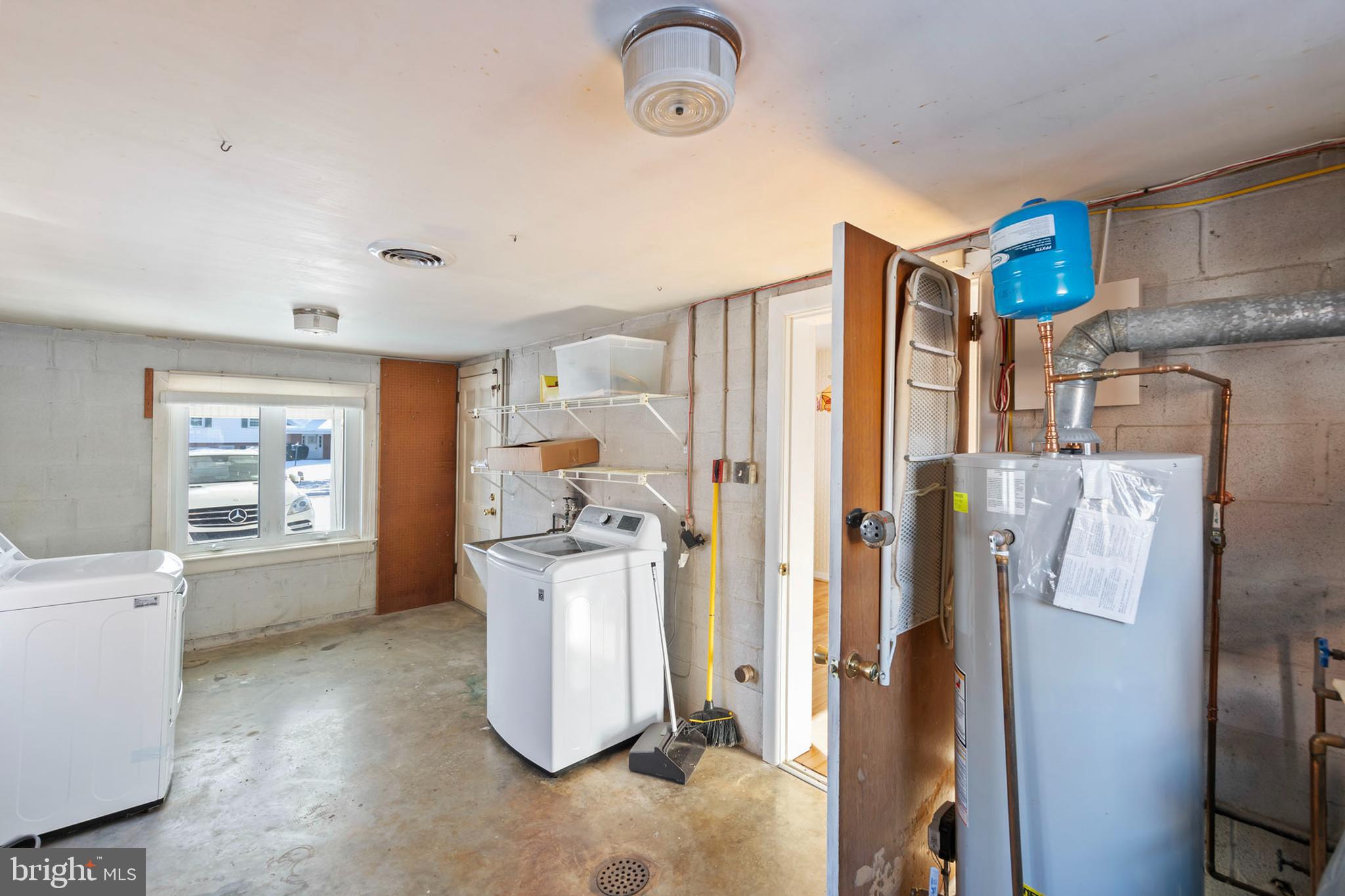 307 Fox Drive Winchester, VA 22601 - Photo 31 of 42 Laundry area & storage room