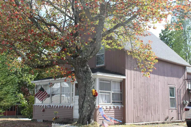 $699,000 | 13 Maple Street, Lincoln, NH 03251