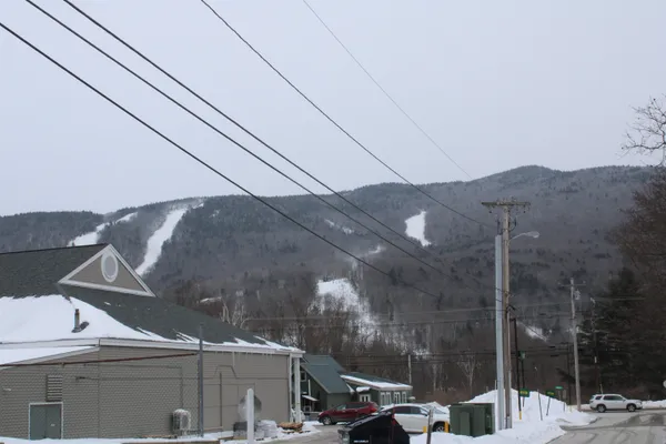 $575,000 | 13 Maple Street, Lincoln, NH 03251