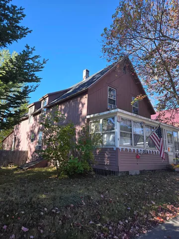 $630,000 | 13 Maple Street, Lincoln, NH 03251