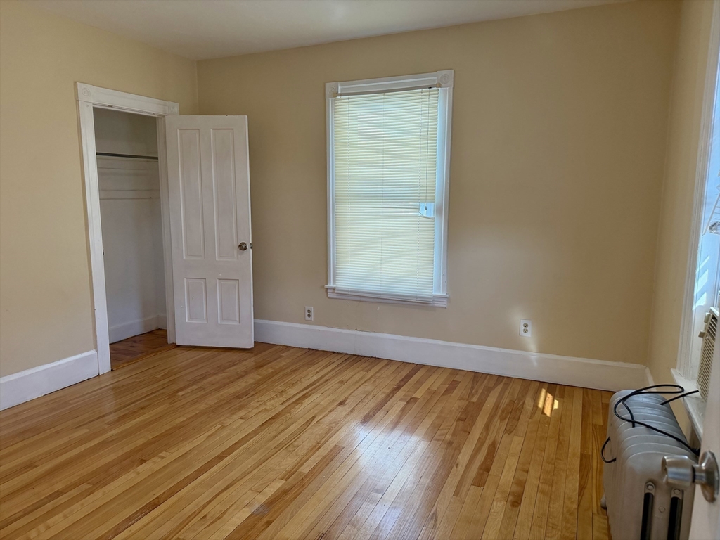 31 Stoneland Road Worcester, MA 01603 - Photo 19 of 33