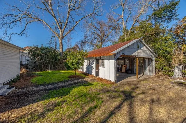 $2,000 | 1009 K Street, Brunswick, GA 31520