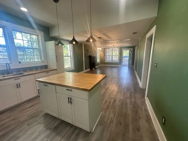 $2,000 | 1009 K Street, Brunswick, GA 31520