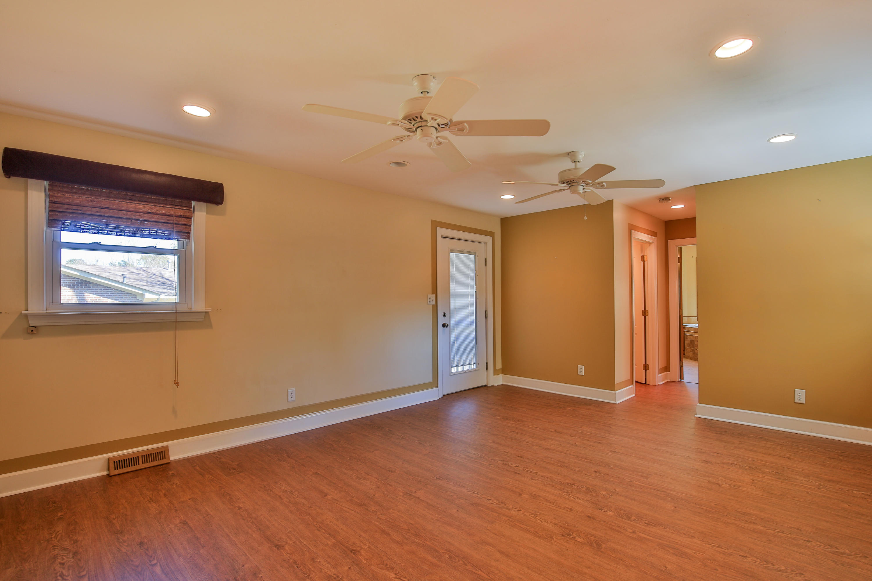 1303 Fort Lamar Road Charleston, SC 29412 - Photo 13 of 37 7B1A1255