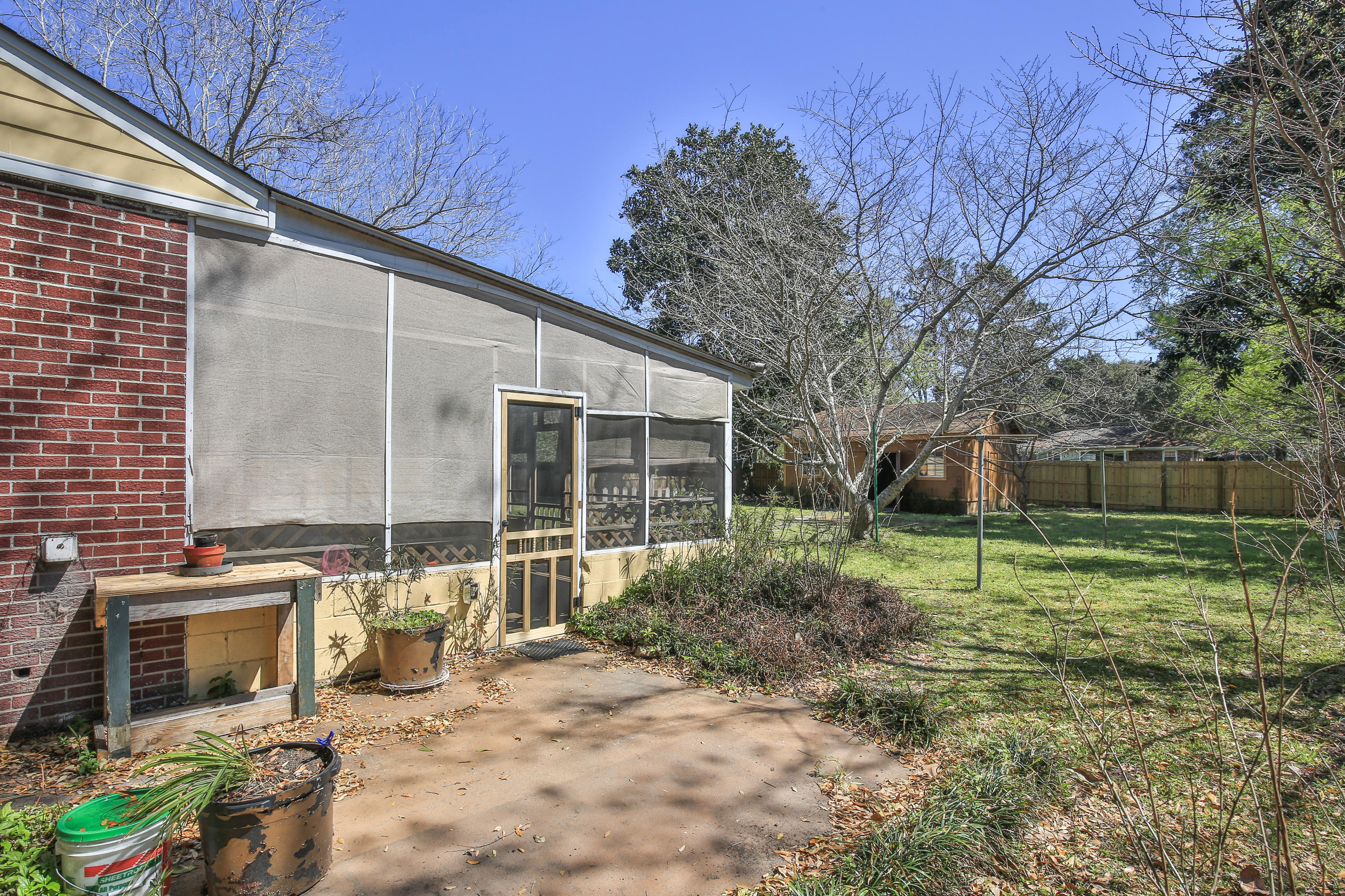 1303 Fort Lamar Road Charleston, SC 29412 - Photo 31 of 37 7B1A1238