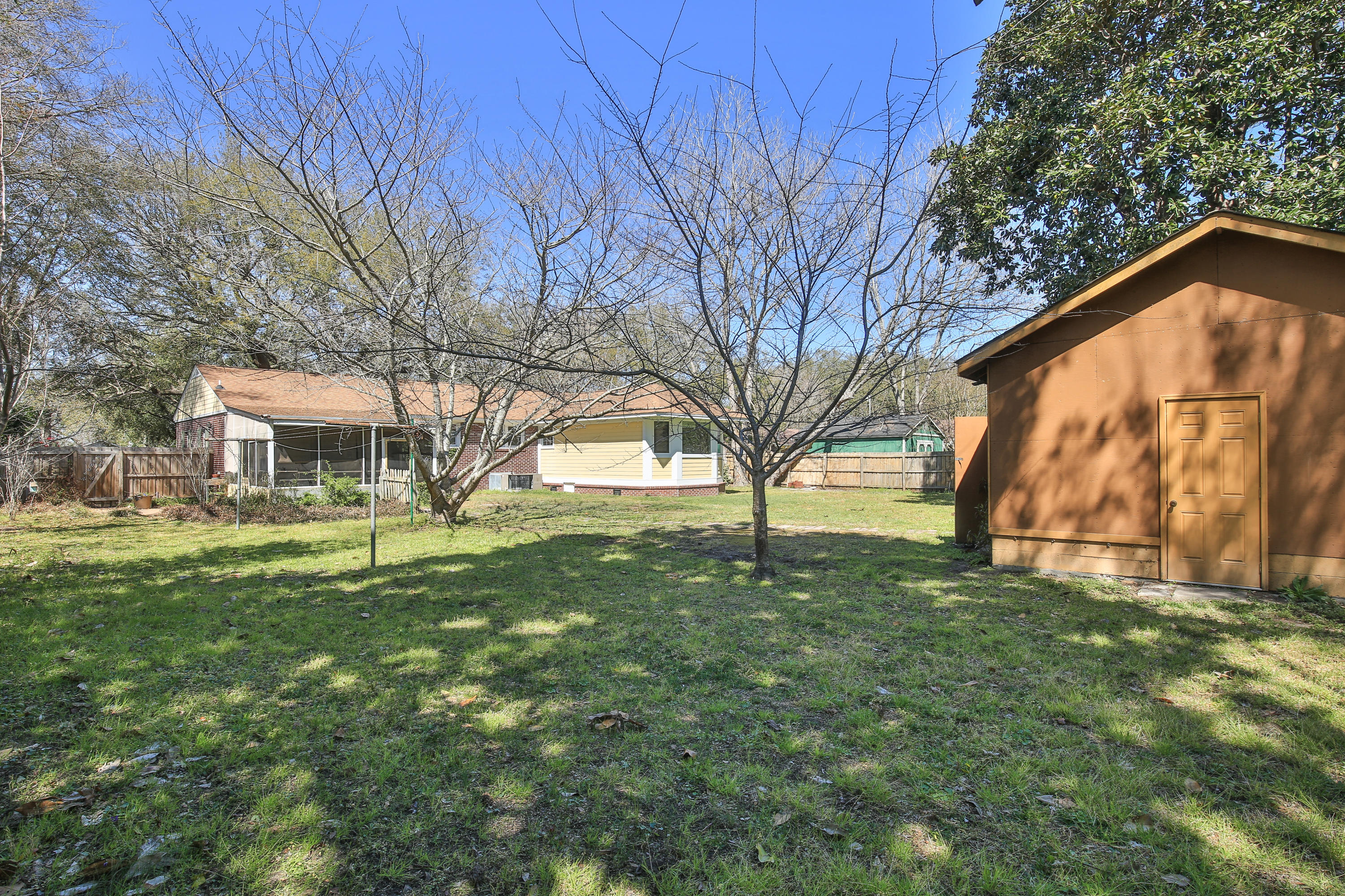 1303 Fort Lamar Road Charleston, SC 29412 - Photo 35 of 37 7B1A1240