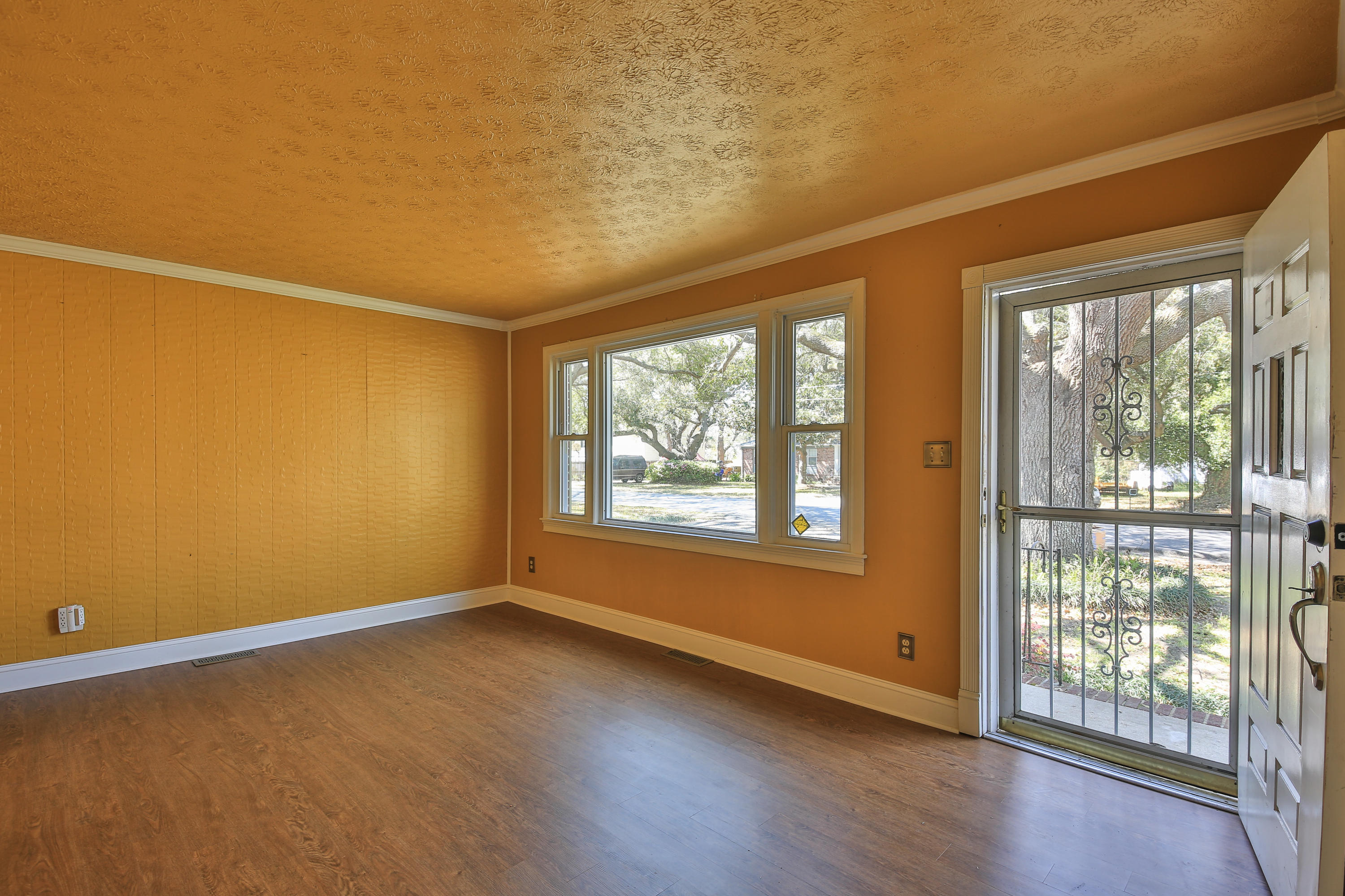 1303 Fort Lamar Road Charleston, SC 29412 - Photo 6 of 37 7B1A1251