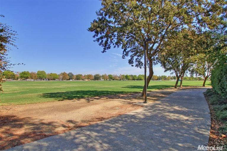 2900 Pole Line Road, Unit 2 Davis, CA 95618 - Photo 32 of 34 a view of a park with large trees