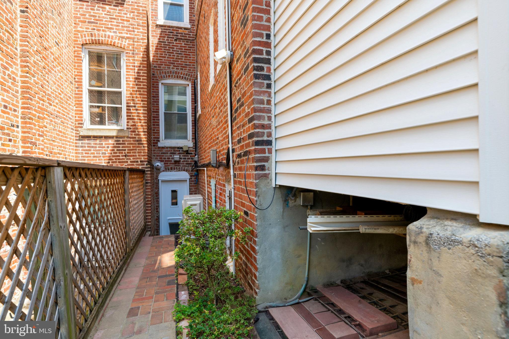1221 E Street Southeast Washington, DC 20003 - Photo 38 of 62