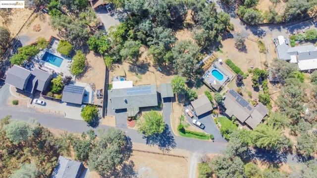 an aerial view of multiple house