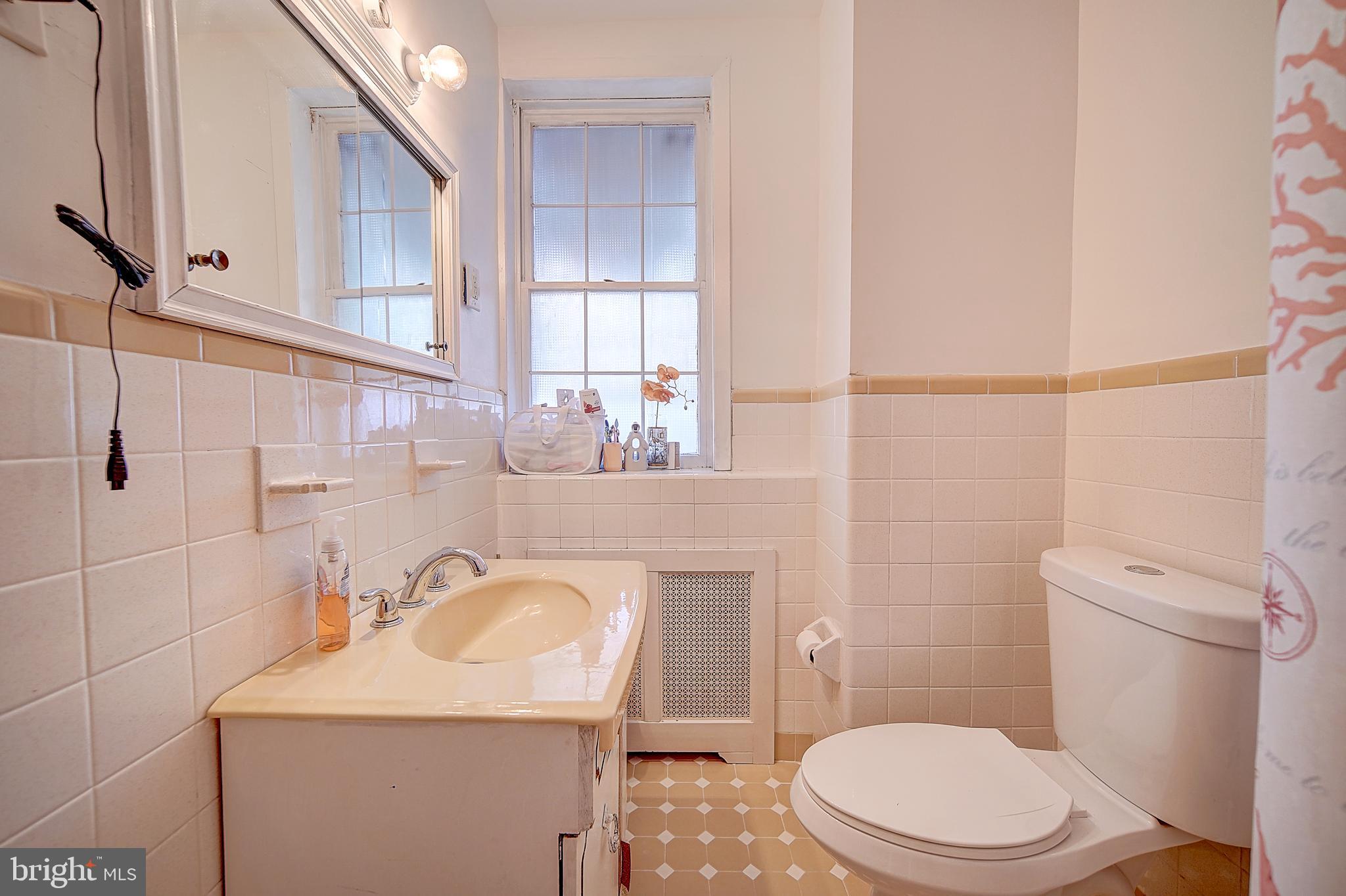 2016 Ripley Street Philadelphia, PA 19152 - Photo 17 of 27 Gallery Image 17