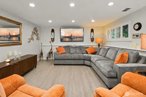 $1,348,888 | 707 West Bertona Street, Seattle, WA 98119