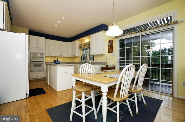 6551 Guilford Road Clarksville, MD 21029 - Photo 7 of 27 Kitchen