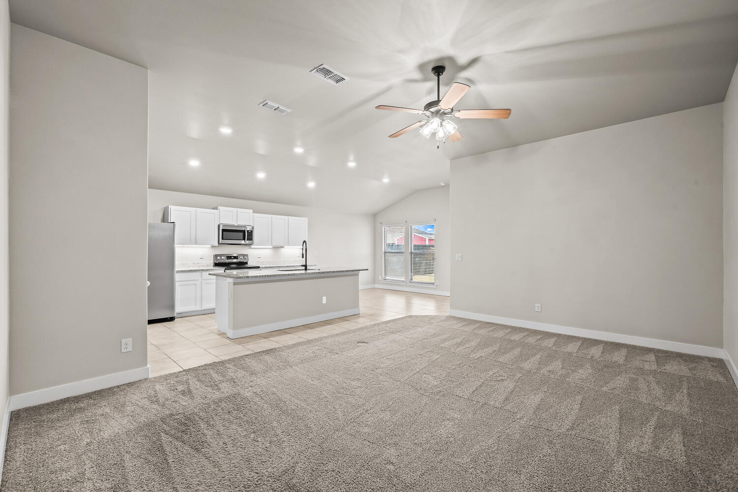 2341 143rd Street Lubbock, TX 79423 - Photo 4 of 27 2341 143rd St-28