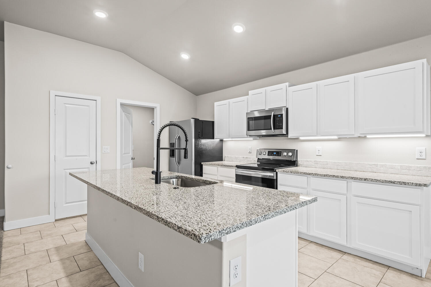 2341 143rd Street Lubbock, TX 79423 - Photo 8 of 27 2341 143rd St-24