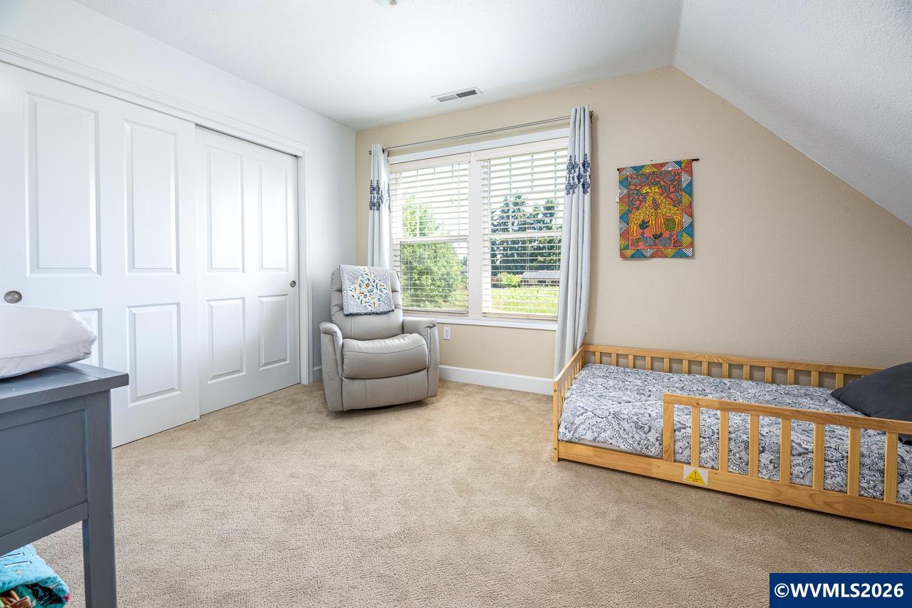 38 Denmark Loop Silverton, OR 97381 - Photo 22 of 27