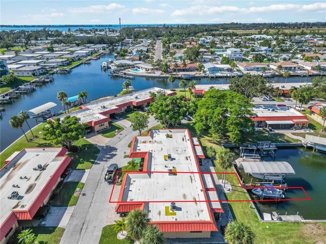 $484,900 | 9608 Valencia Cove, Bradenton, FL 34210